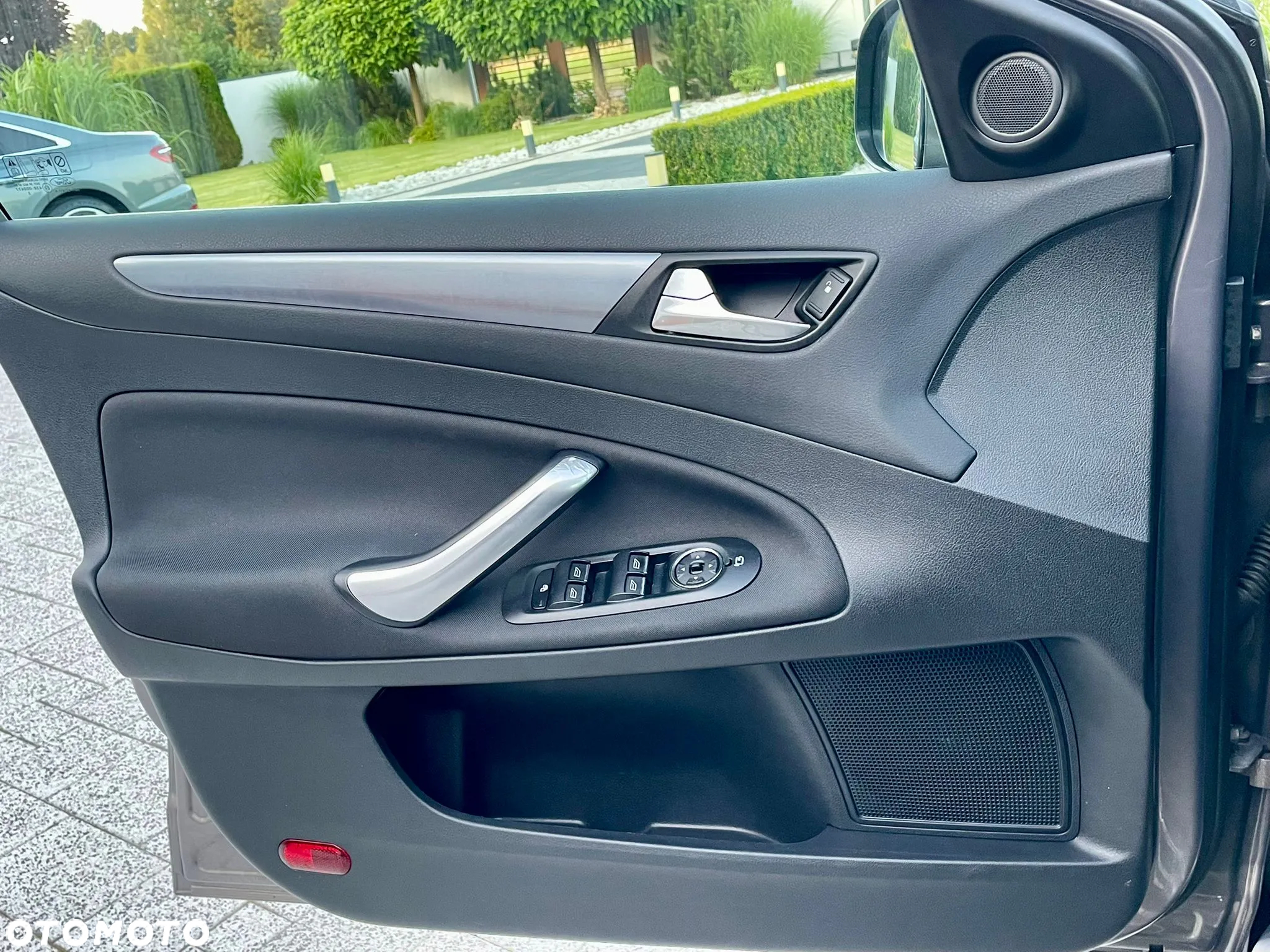Ford Mondeo 2.0 TDCi Titanium - 25