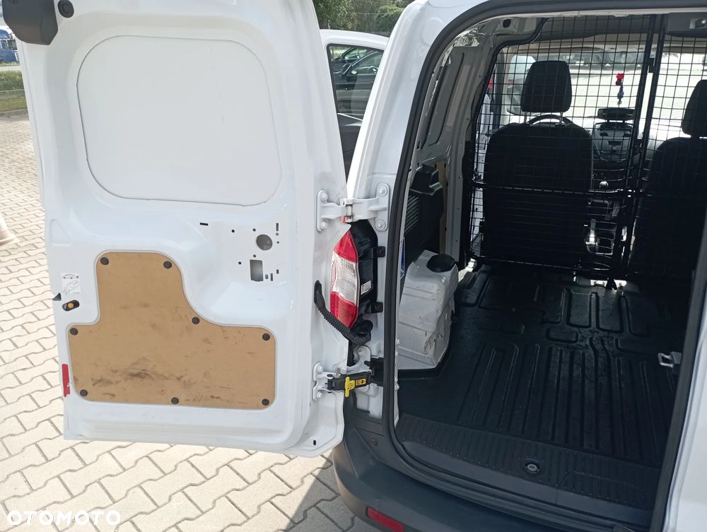 Ford Transit Courier Ambiente - 18