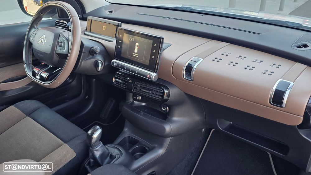 Citroën C4 Cactus 1.2 PureTech Shine - 22