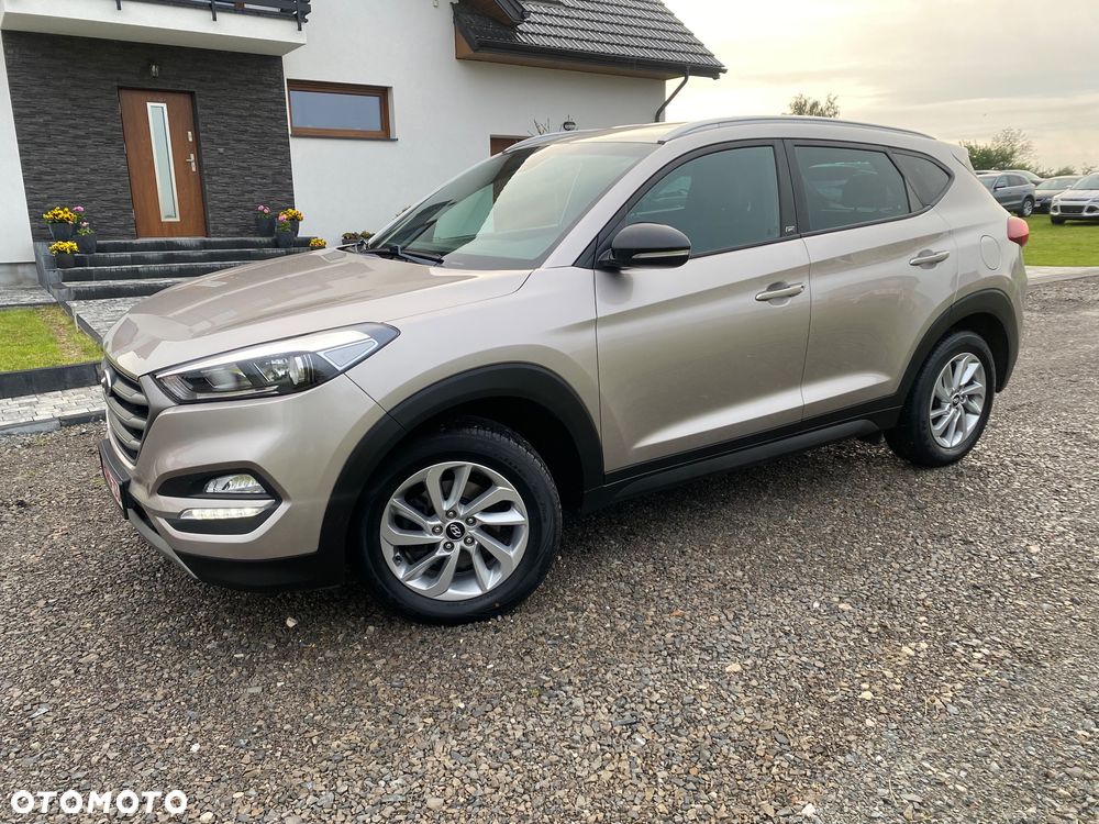Hyundai Tucson blue 1.6 GDi 2WD Navi - 38