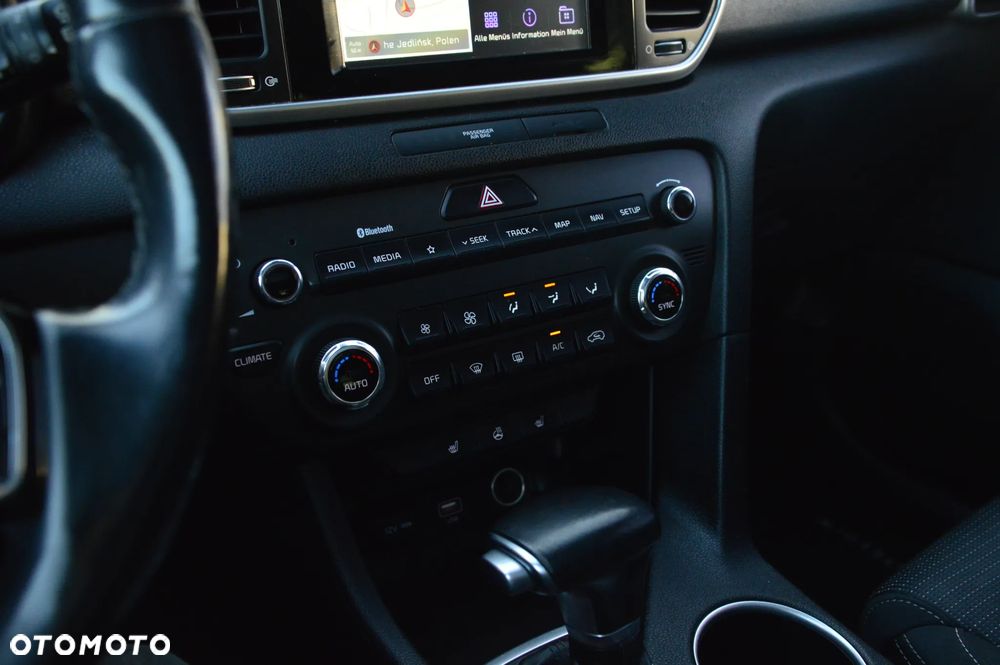 Kia Sportage 1.6 T-GDI AWD DCT GT LINE - 23