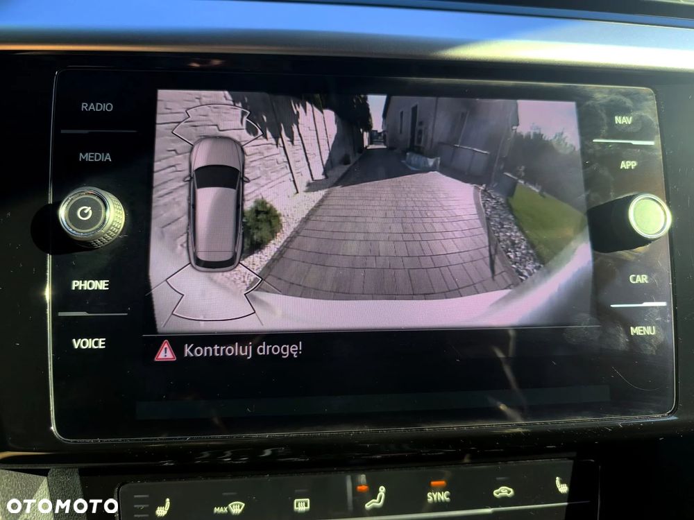 Volkswagen Arteon 2.0 TDI R-Line DSG - 19