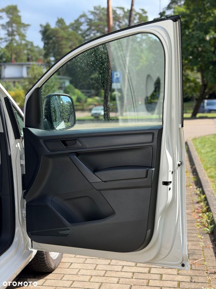 Volkswagen Caddy - 15