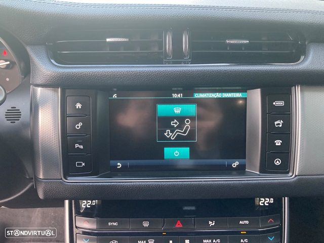 Jaguar XF Sportbrake 20d Aut. Prestige - 25