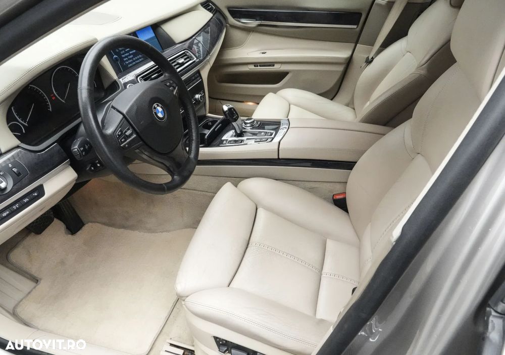 BMW Seria 7 750Li Aut. - 11
