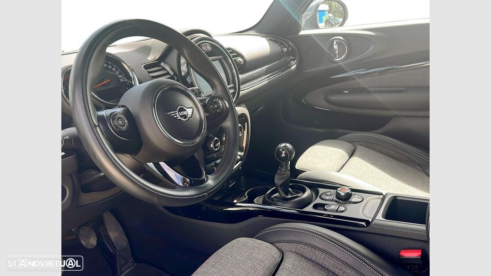 MINI Clubman One D - 14