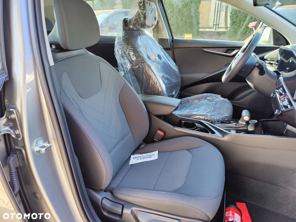Kia Niro 1.6 GDI Hybrid M - 15
