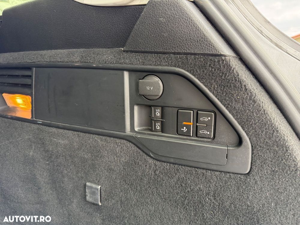 Volkswagen Touareg 3.0 V6 TDI BMT - 23