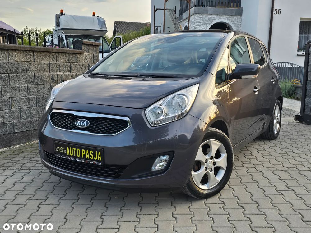 Kia Venga 1.6 CVVT Fifa World Cup Edition - 2