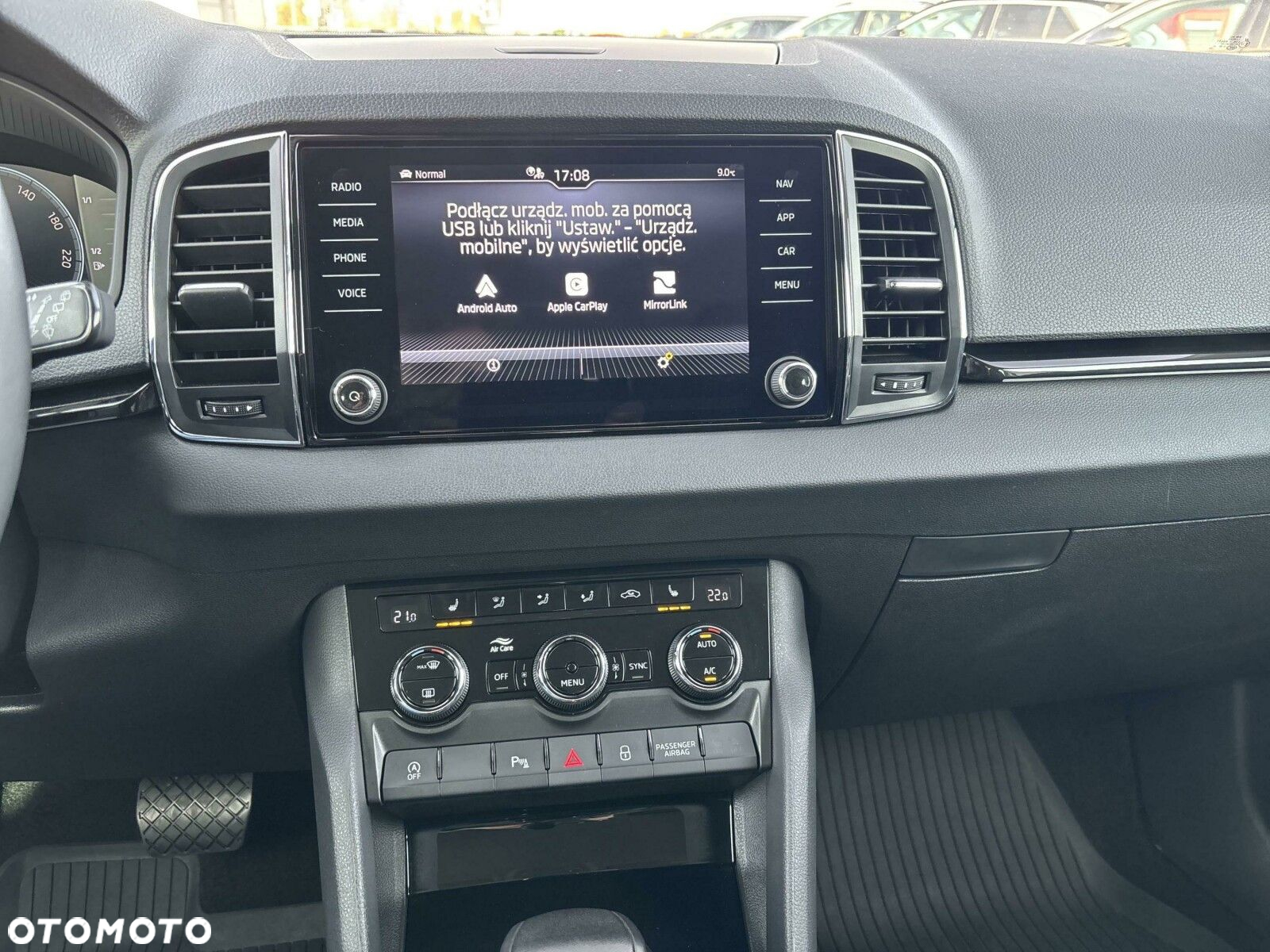 Skoda Karoq 1.5 TSI ACT 4x2 Style DSG - 16