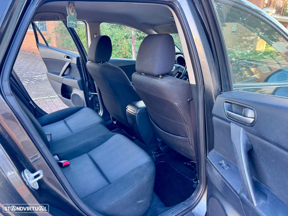 Mazda 3 Hatchback MZ-CD 1.6 Exclusive Plus Cin./Beje - 14