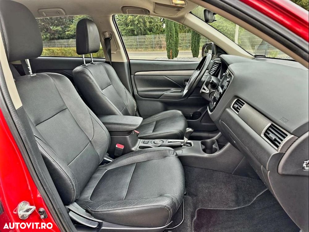 Mitsubishi Outlander 2.2 DI-D 4WD Automatik Instyle - 10