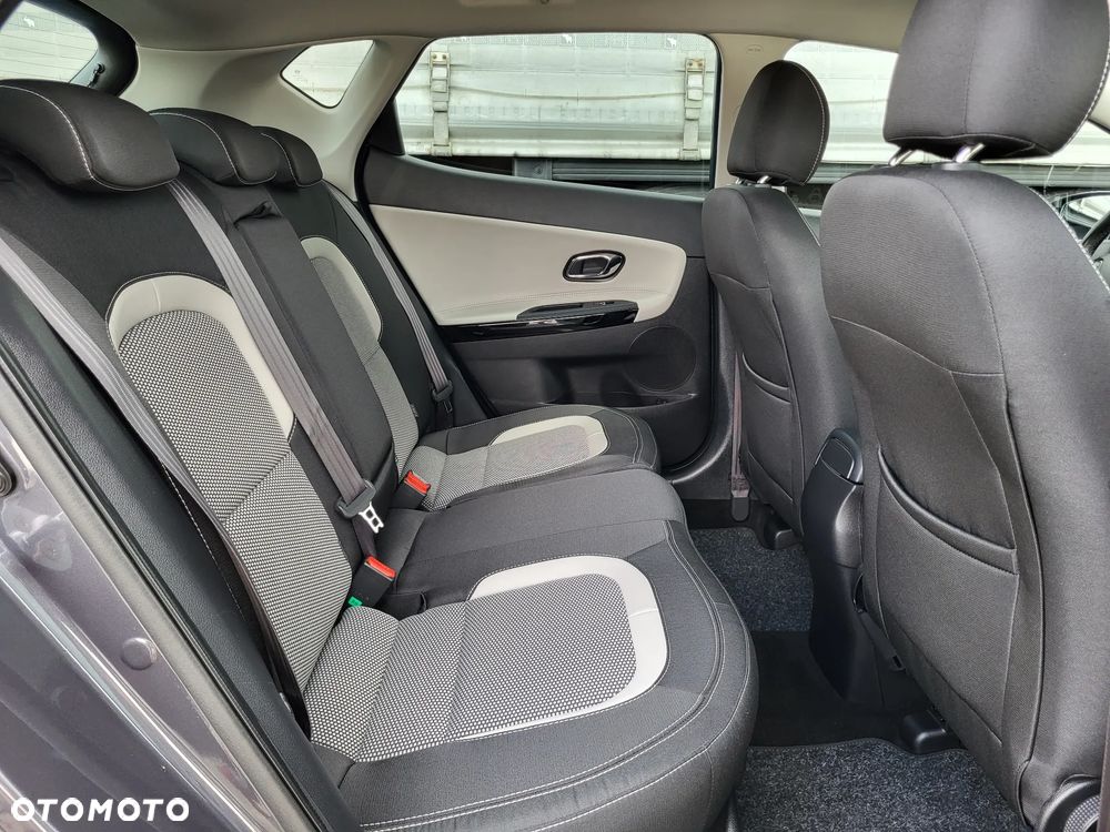 Kia Ceed 1.4 L Business Line - 26