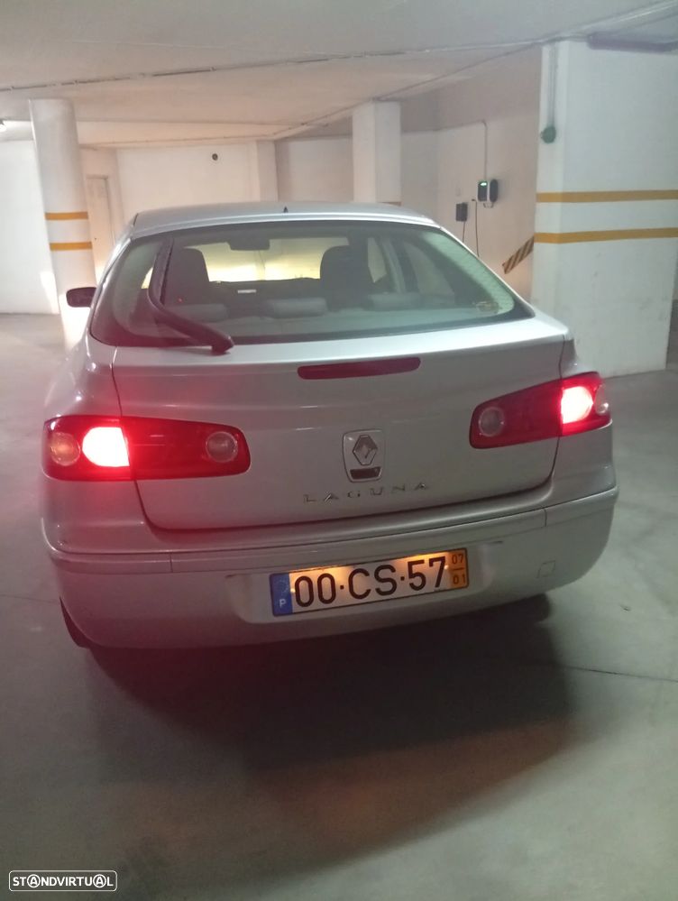 Renault Laguna 1.9 dCi Confort - 5