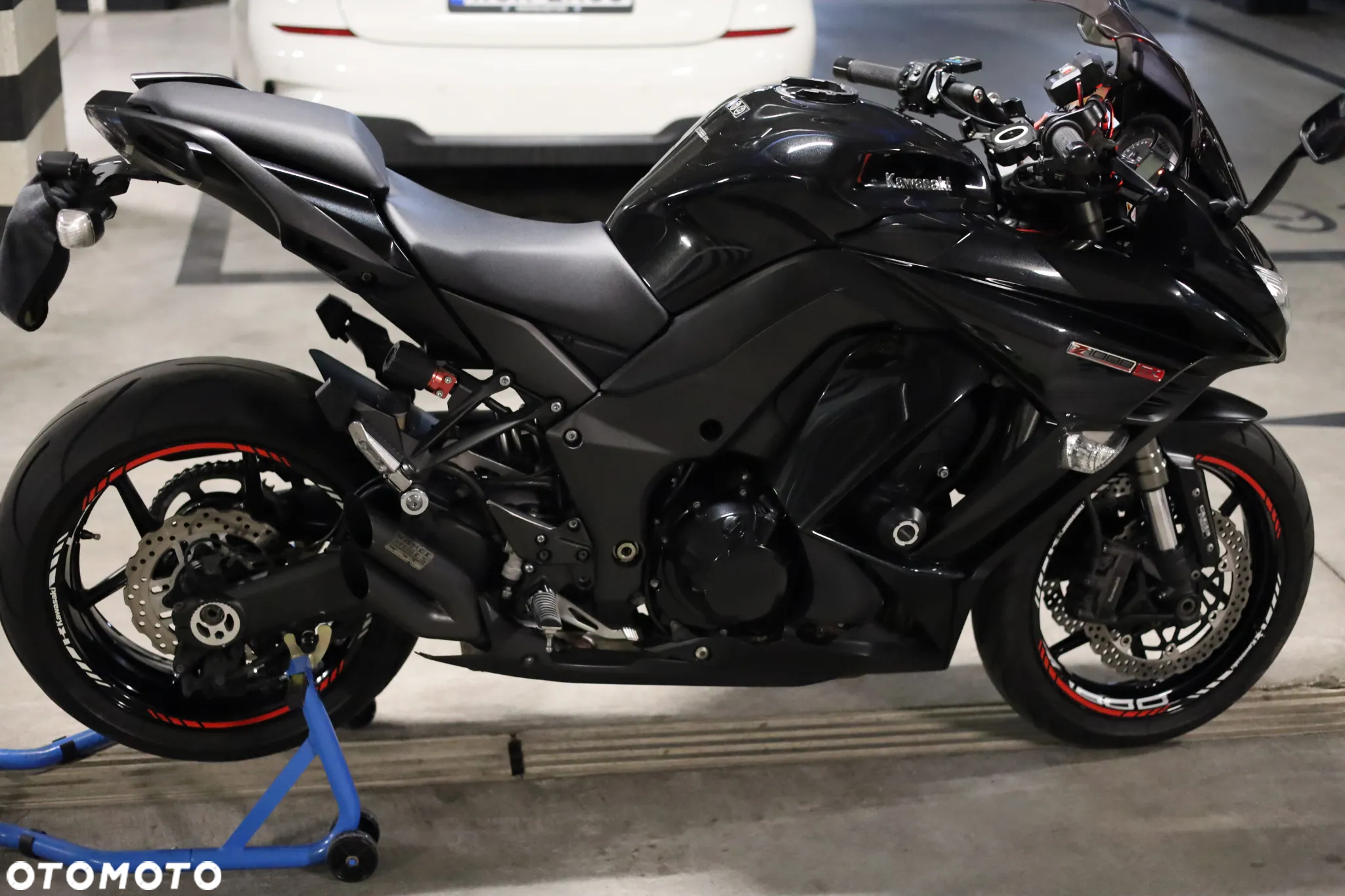 Kawasaki Ninja 1000 SX - 8