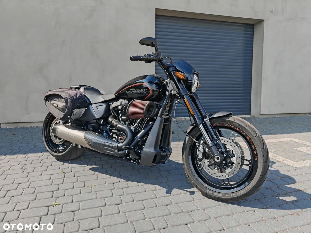 Harley-Davidson Softail FXDR - 12