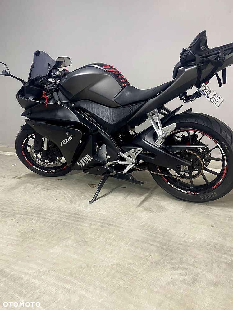 Yamaha YZF - 2