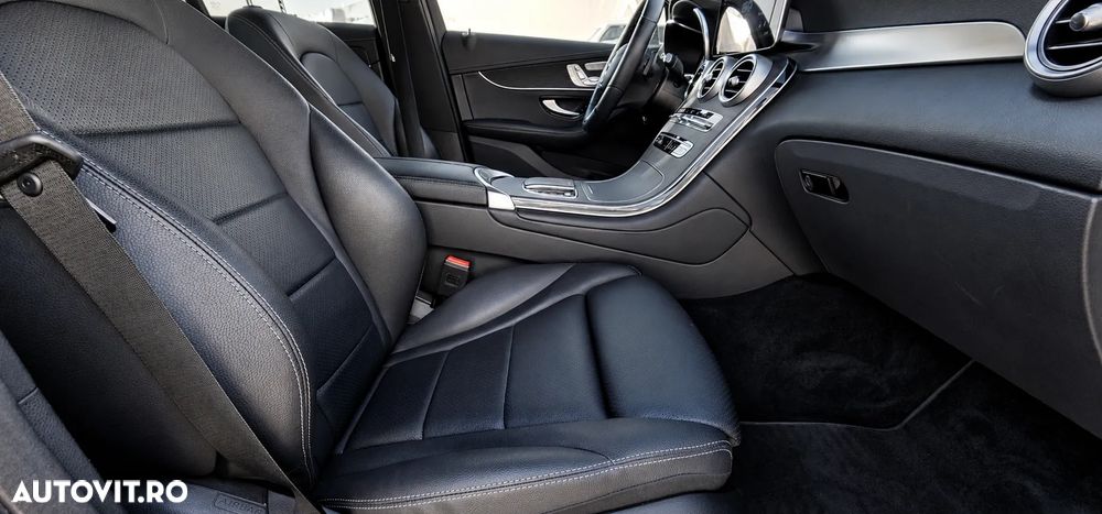 Mercedes-Benz GLC 300 de 4Matic 9G-TRONIC Exclusive - 11