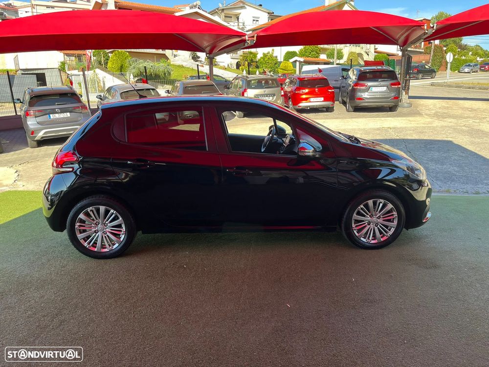 Peugeot 208 1.2 PureTech Active - 7