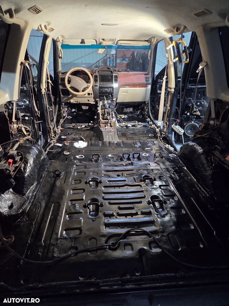 Toyota Land Cruiser 3.0 TD-4D Aut VX - 9