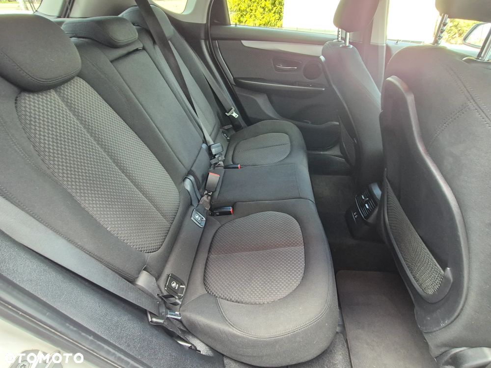 BMW Seria 2 218i Advantage - 29