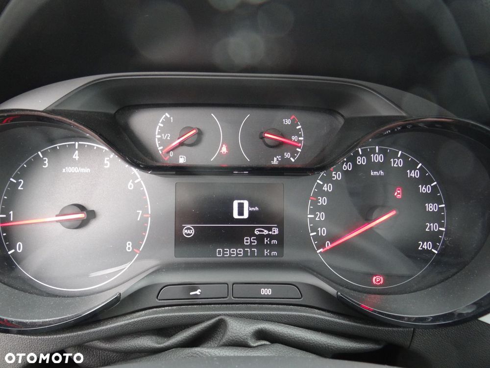 Opel Crossland X 1.2 Action - 7