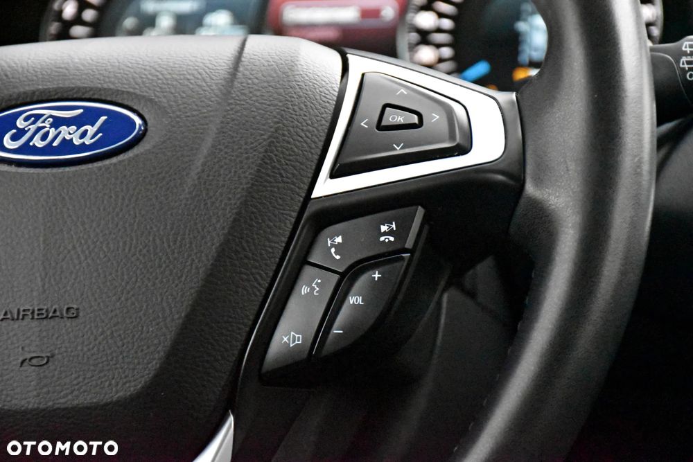 Ford S-Max 2.0 TDCi Titanium PowerShift - 32