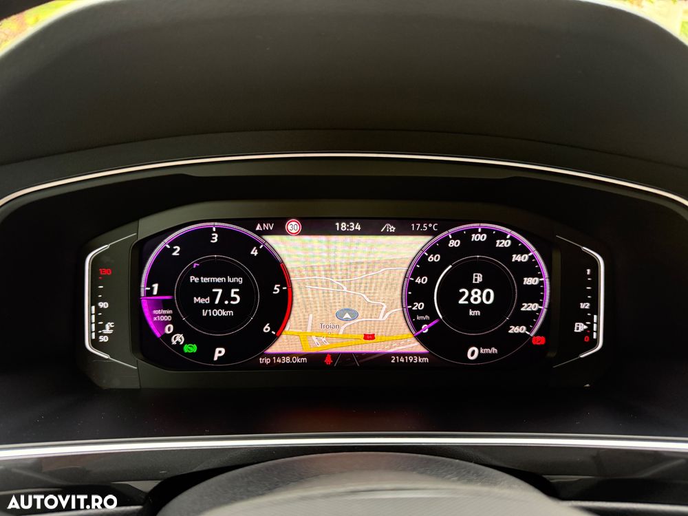 Volkswagen Tiguan 2.0 TDI SCR 4MOTION DSG R-Line - 24