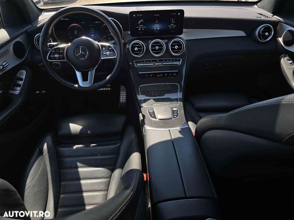 Mercedes-Benz GLC - 11
