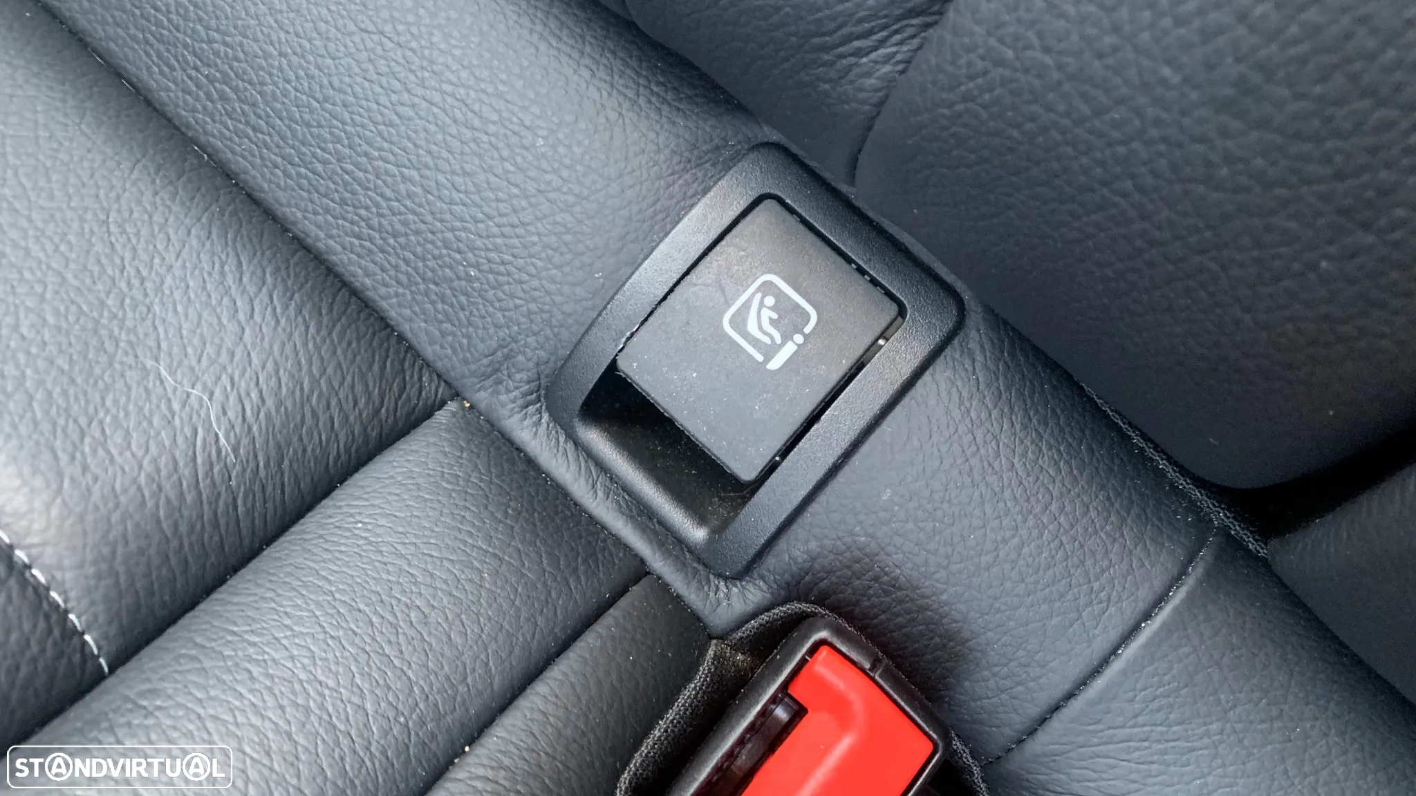 Mercedes-Benz C 200 d 9G-TRONIC - 17