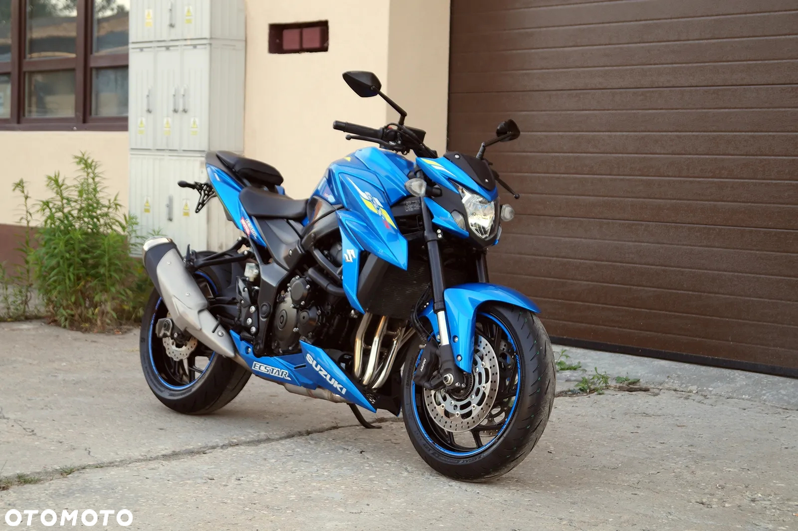 Suzuki GSX - 4