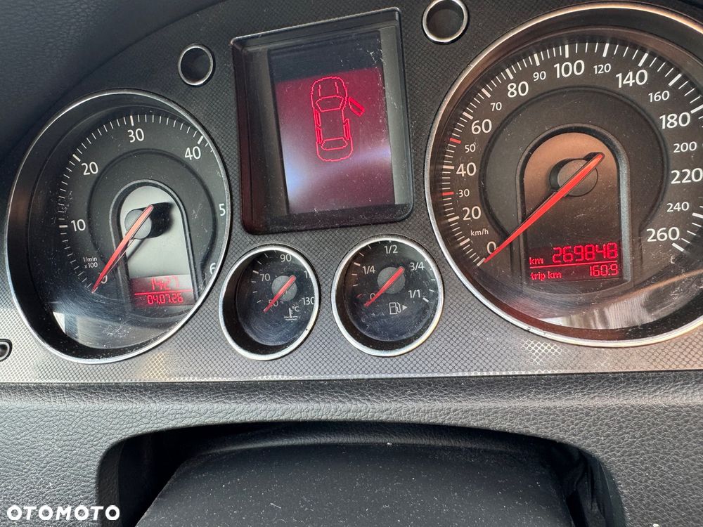 Volkswagen Passat 2.0 TDI Highline - 6