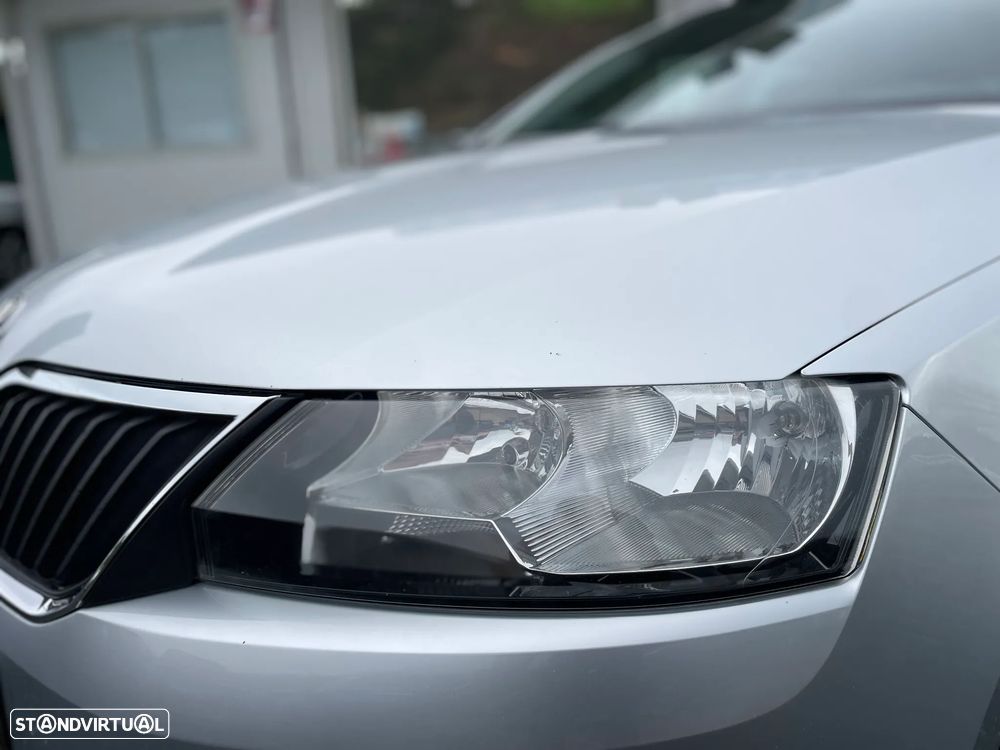 Skoda Rapid Spaceback 1.4 TDi Ambition - 22
