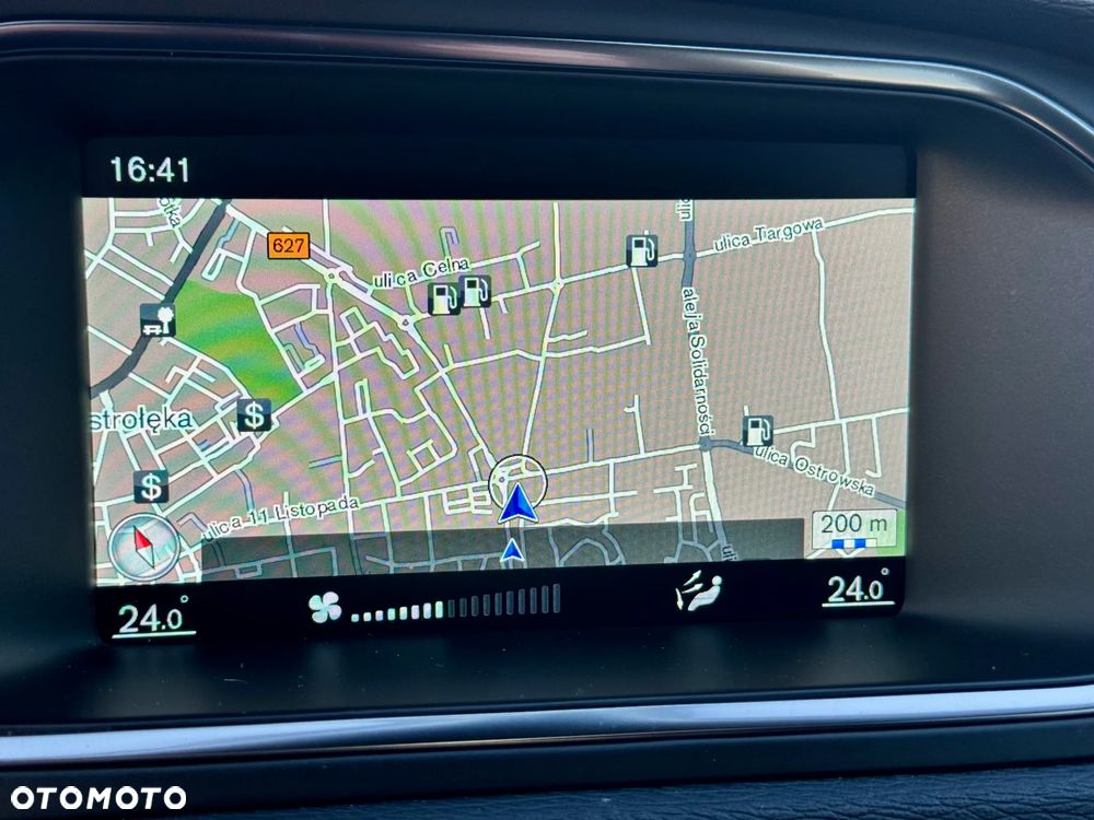 Volvo V40 D2 Momentum - 20