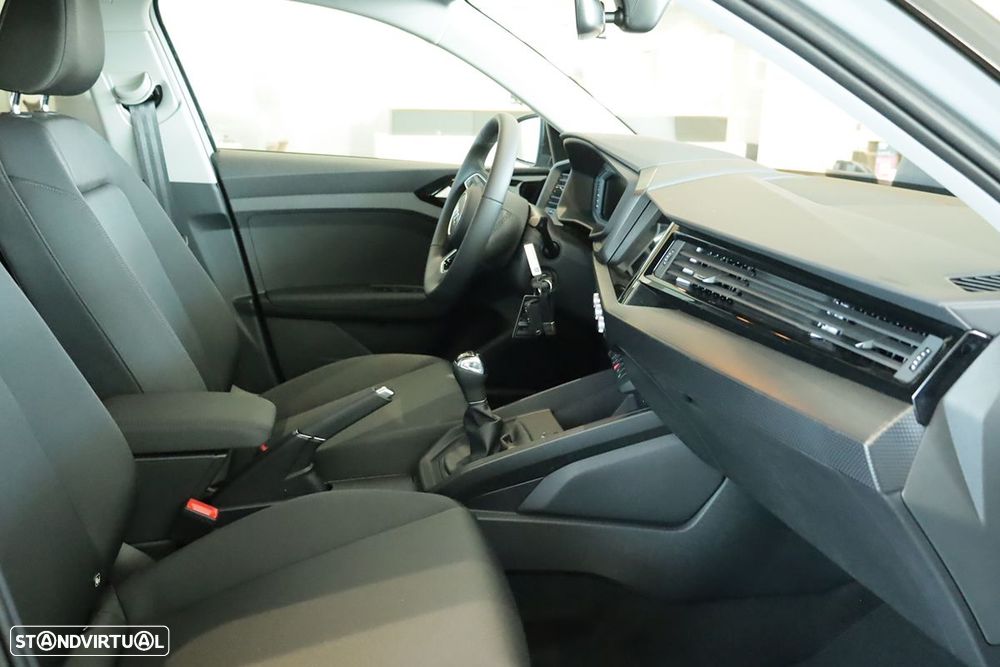 Audi A1 Sportback 25 TFSI SE Business Plus - 21