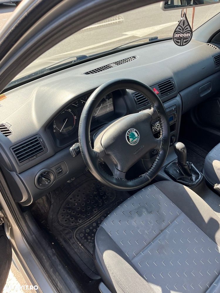 Skoda Octavia - 4