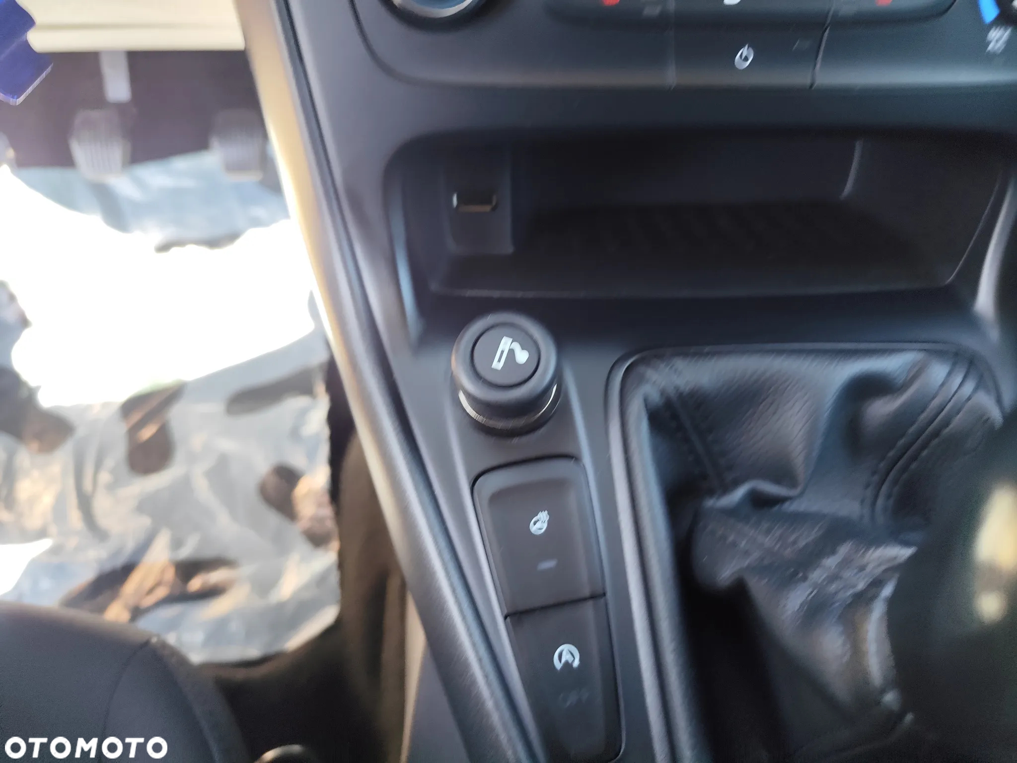 Ford Focus - 10