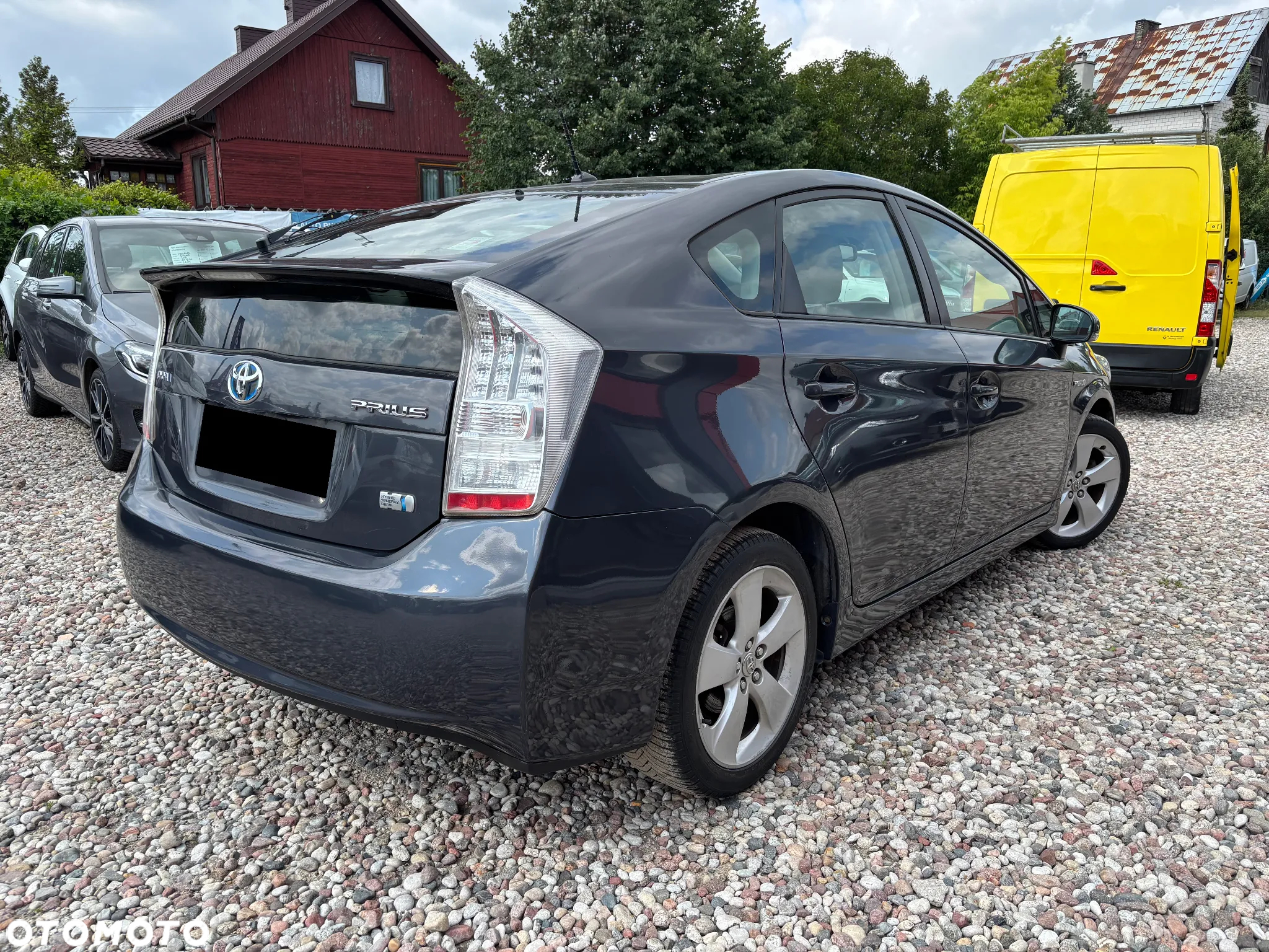 Toyota Prius (Hybrid) Executive - 2