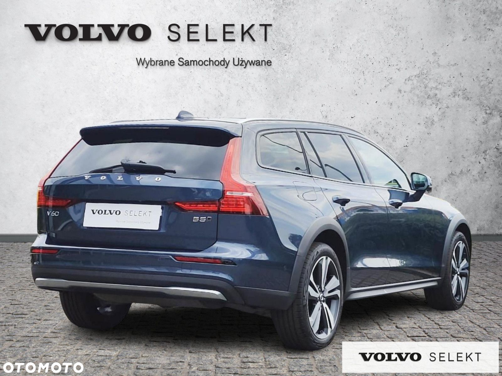 Volvo V60 Cross Country - 8