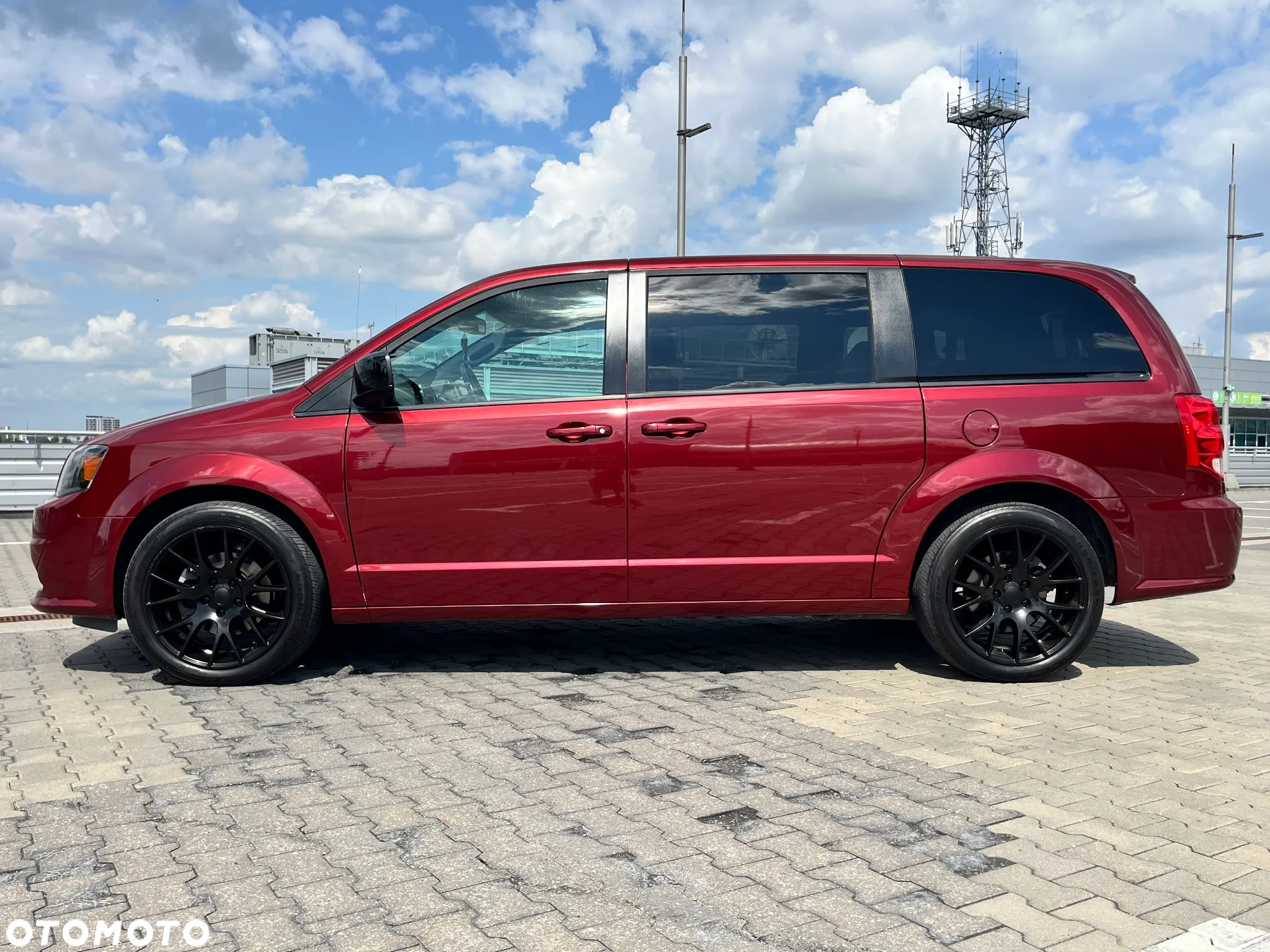 Dodge Grand Caravan - 17