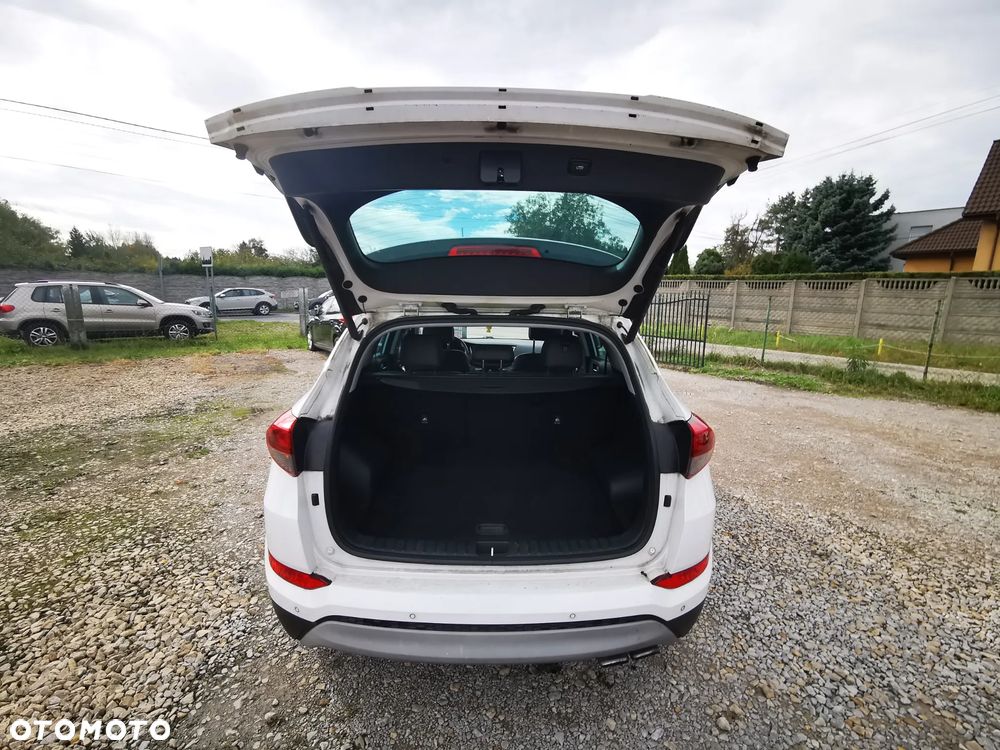 Hyundai Tucson 1.6 Turbo 2WD Intro Edition - 16