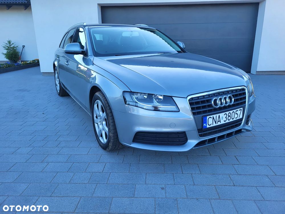 Audi A4 Avant 2.0 TDI DPF Ambiente - 2