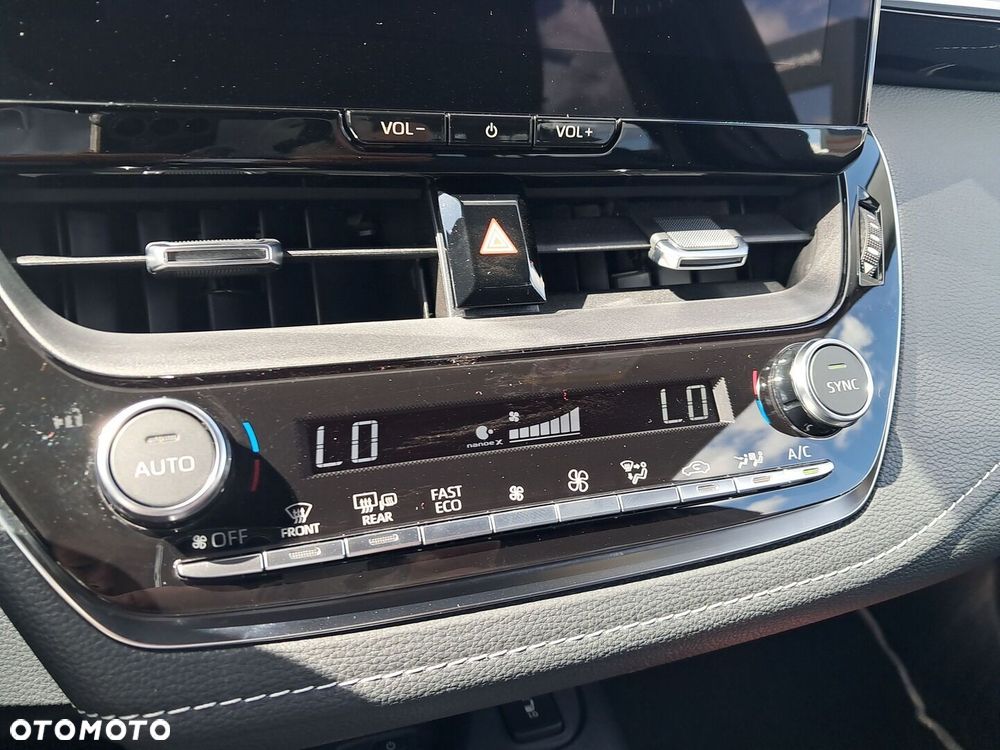 Toyota Corolla 1.8 Hybrid Style - 25