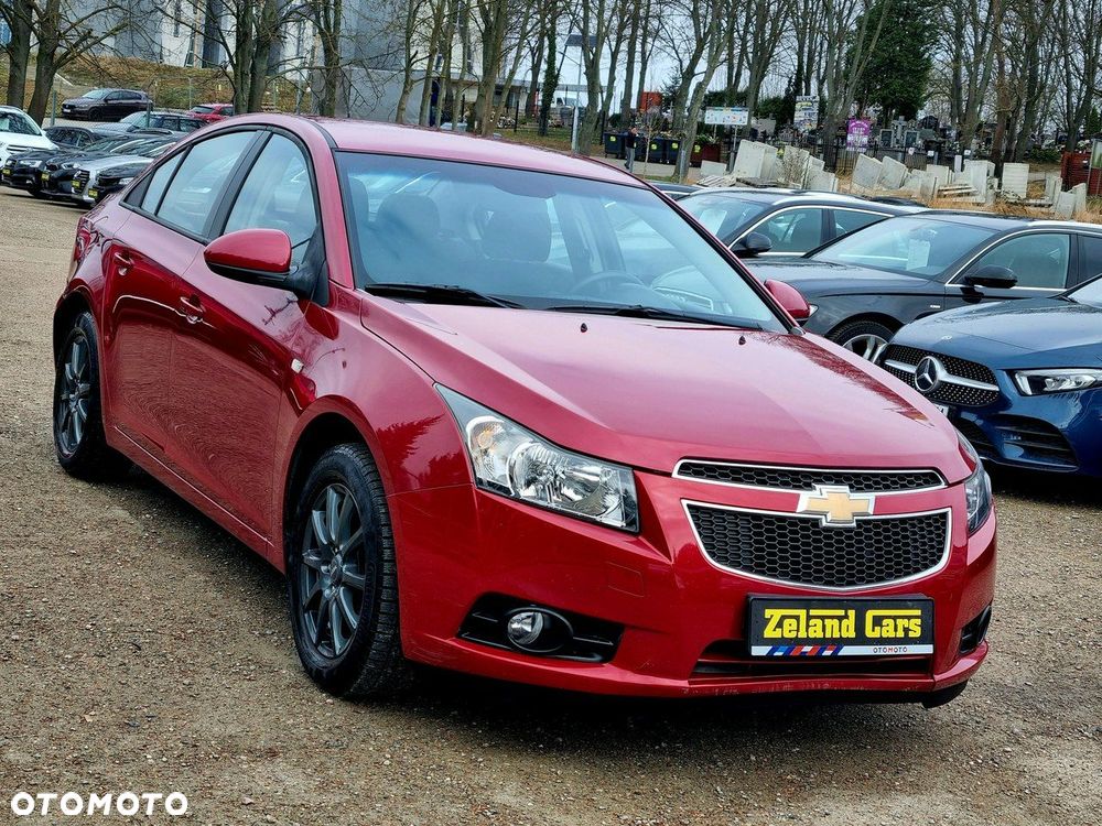 Chevrolet Cruze 1.8 LS - 3
