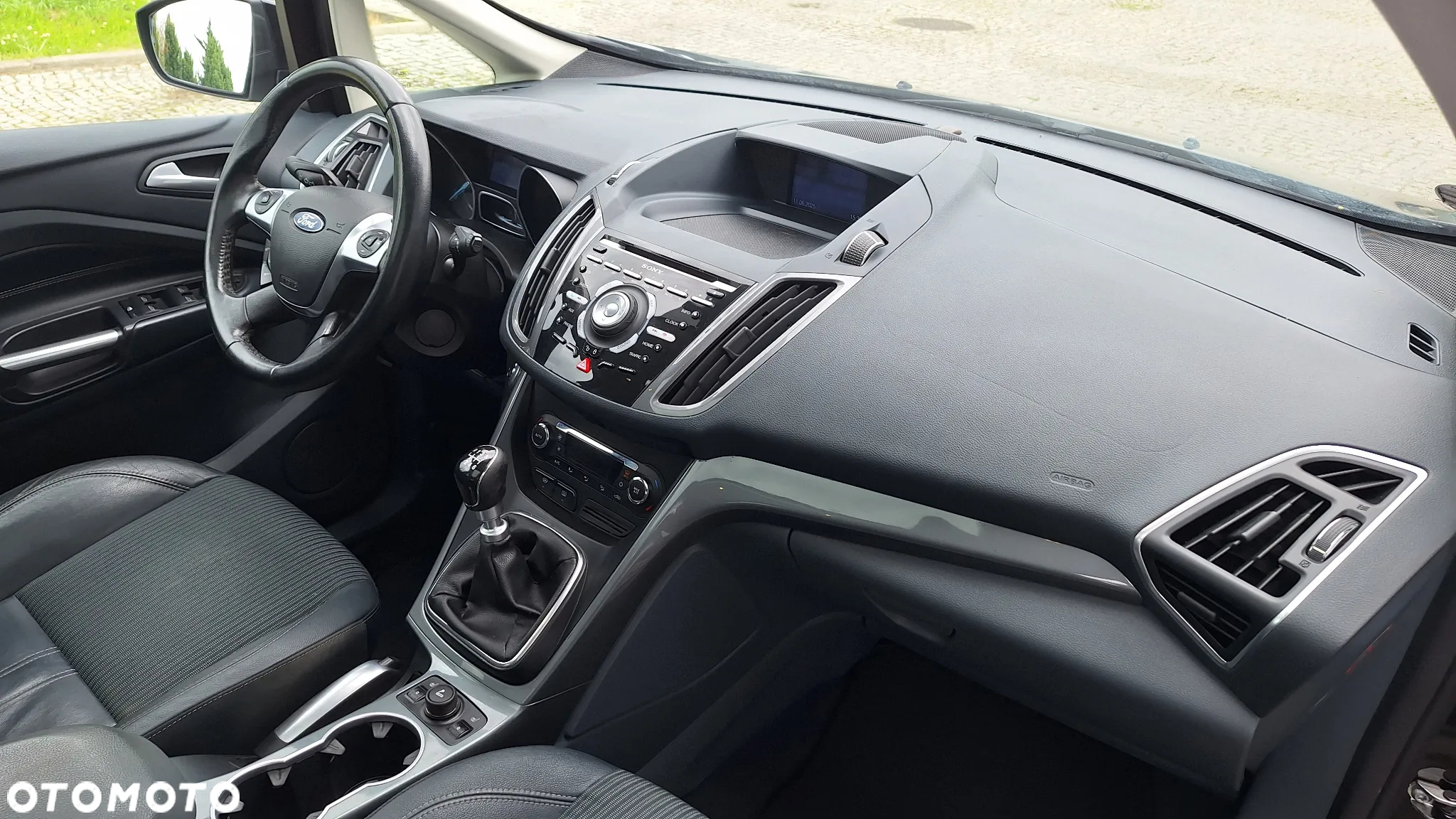 Ford Grand C-MAX 2.0 TDCi Titanium - 16