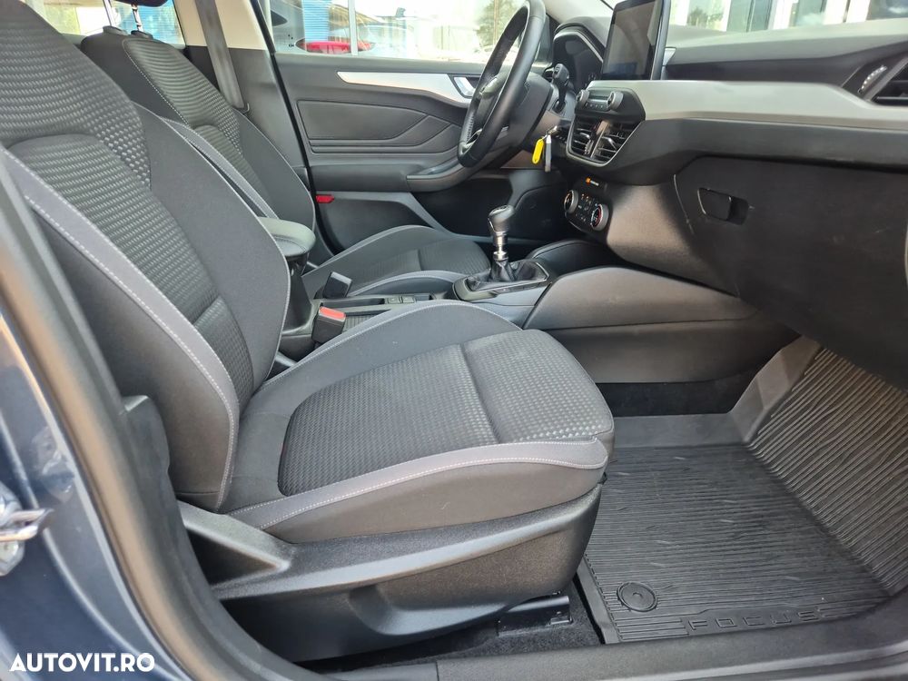 Ford Focus 1.0 EcoBoost Trend - 23
