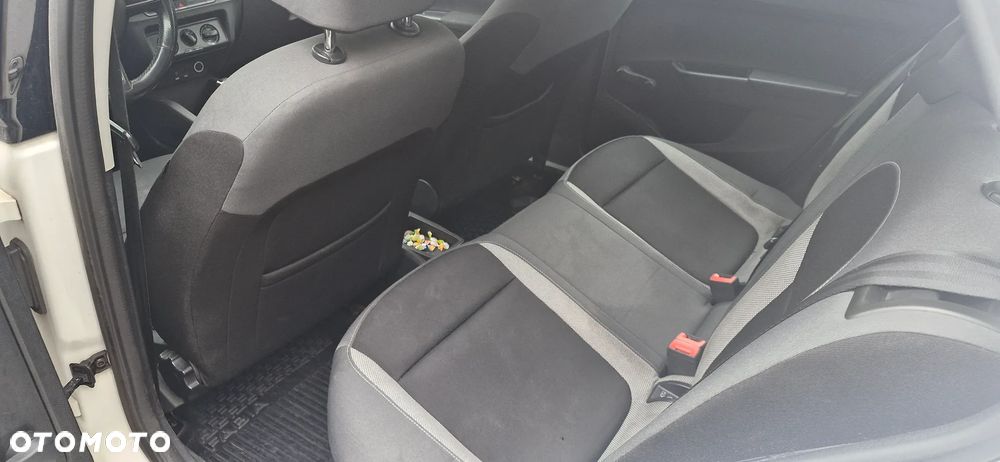 Skoda Fabia 1.0 Ambition - 14