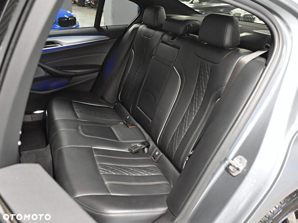 BMW Seria 5 - 12