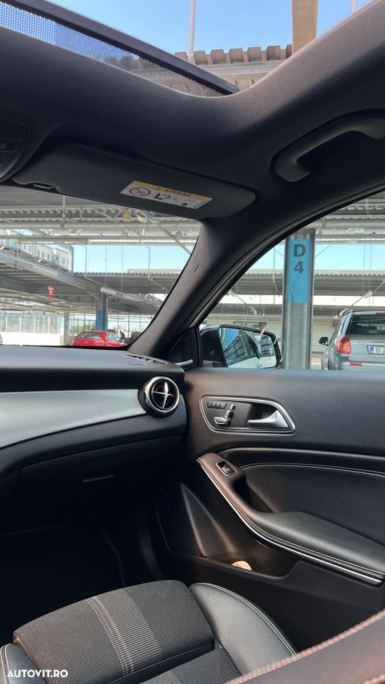 Mercedes-Benz GLA - 11