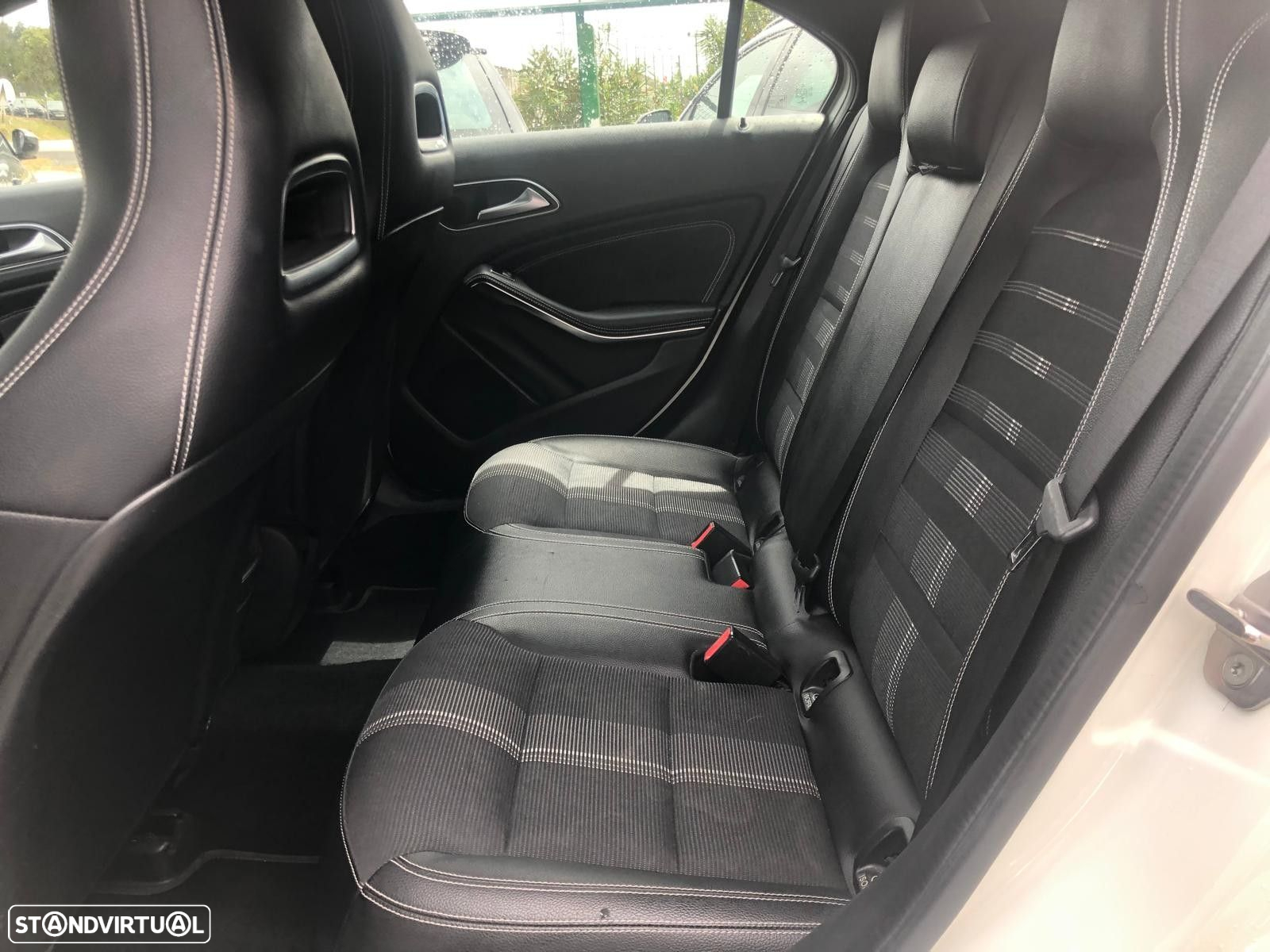Mercedes-Benz A 180 d Aut. - 13